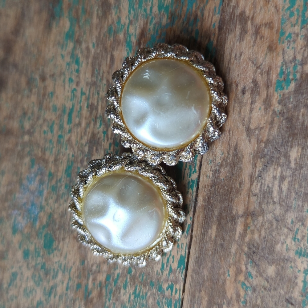 Vintage Faux Pearl Clip-On Earrings Set in Gold-Tone Twisted Metal